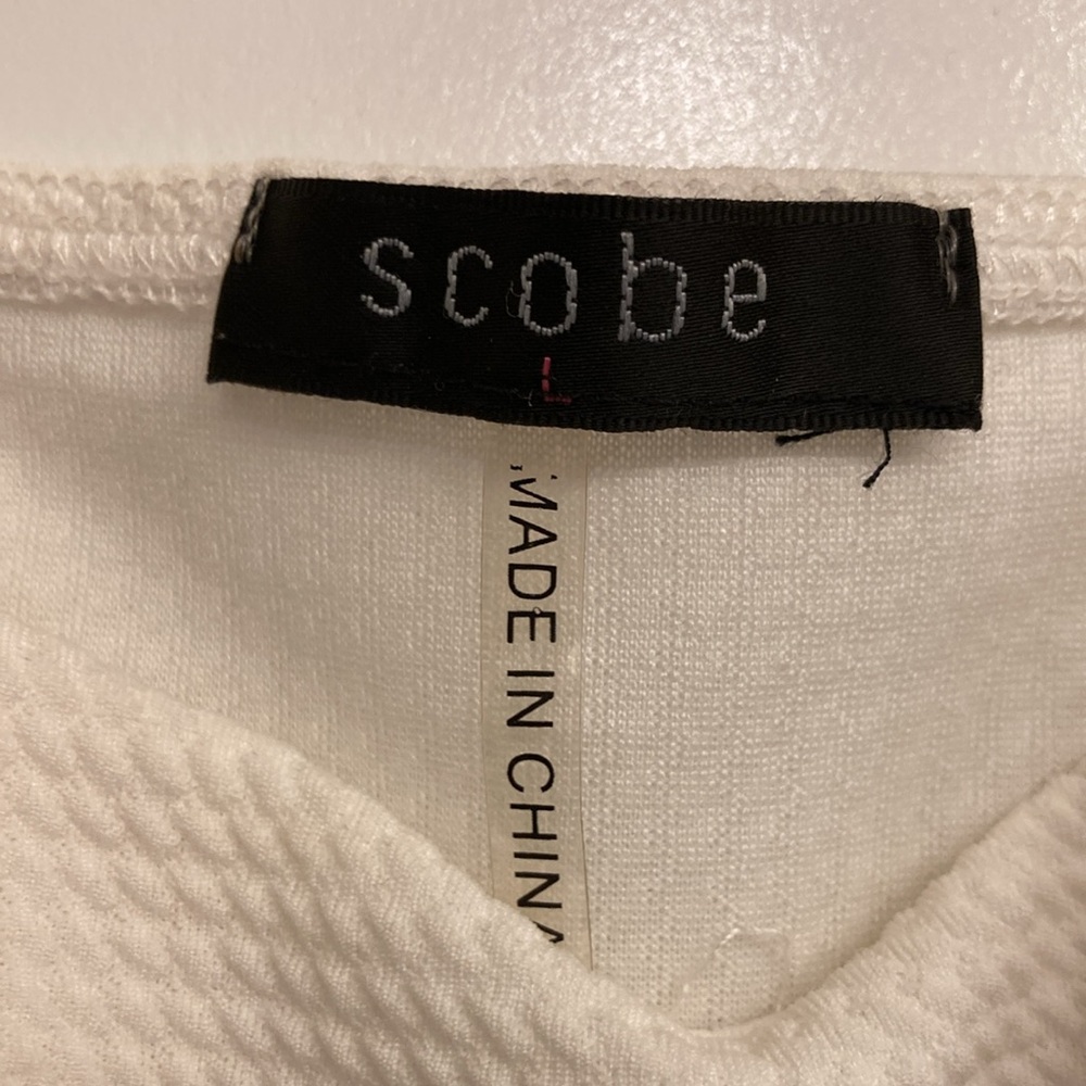 Top by Scobe - Picture 4 of 4